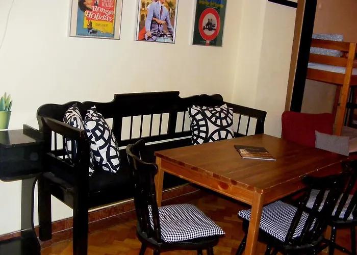 11Th Hour Cinema Hostel Budapeszt